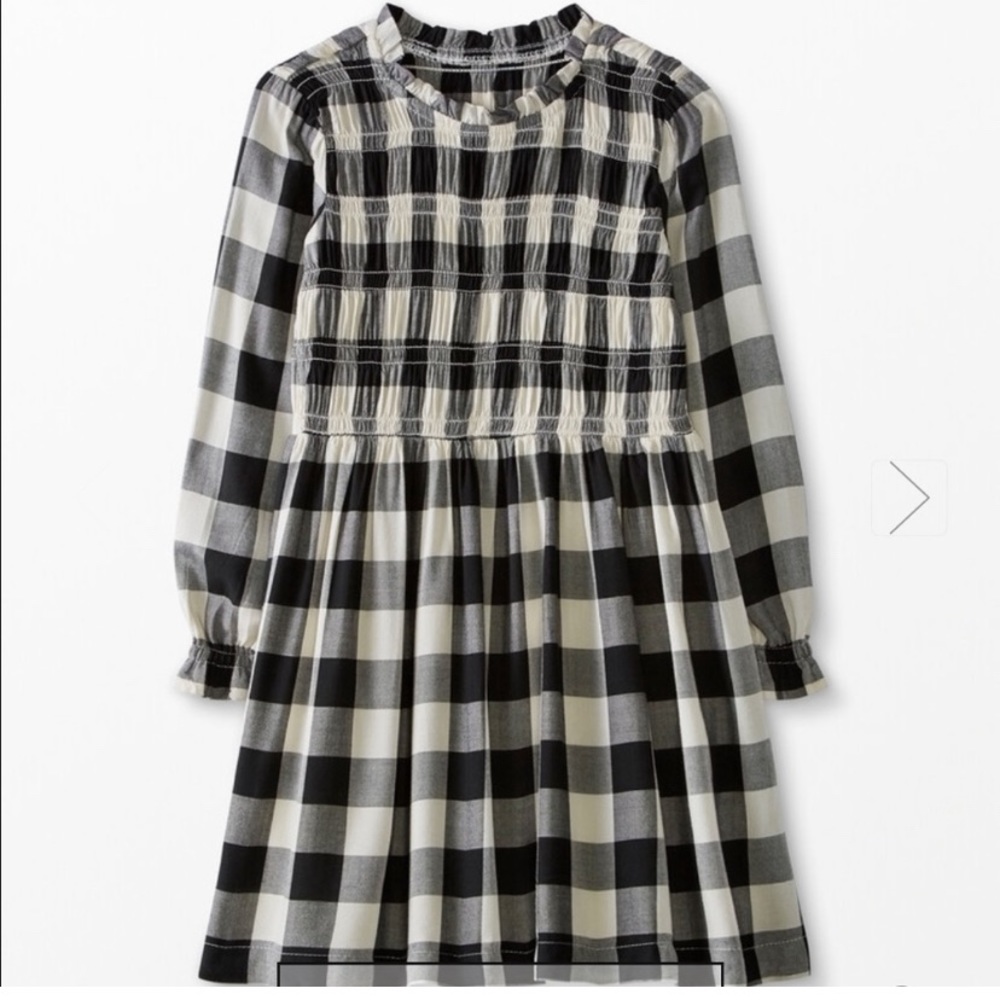 EUC Hanna Andersson size 4 smocked black and white plaid dress